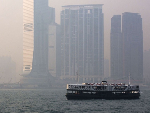 Foto de 2013 mostra Hong Kong poluída